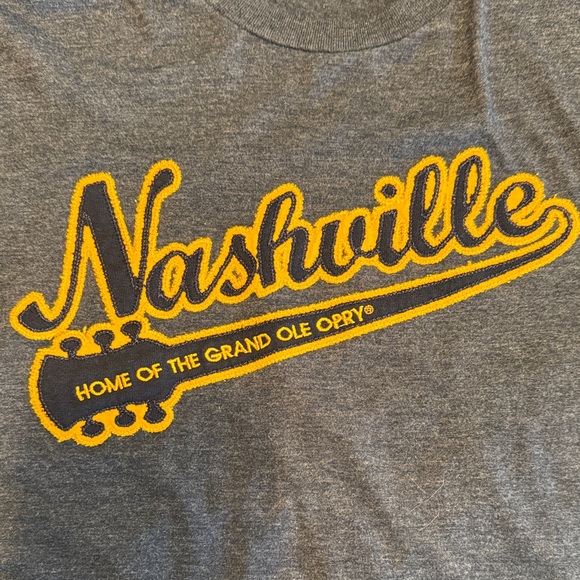 Nashville Graphic Tee Shirt T-Shirt - Picture 3 of 4